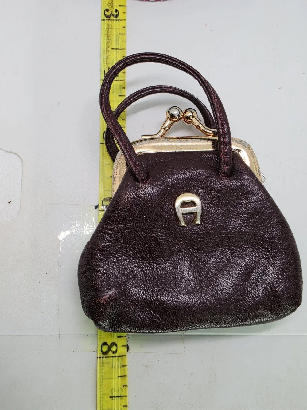 Vintage Etienne Aigner Burgundy Leather Kiss Lock Coin Purse Charm Mini Bag
